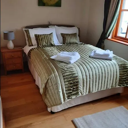 The House 度假居 *